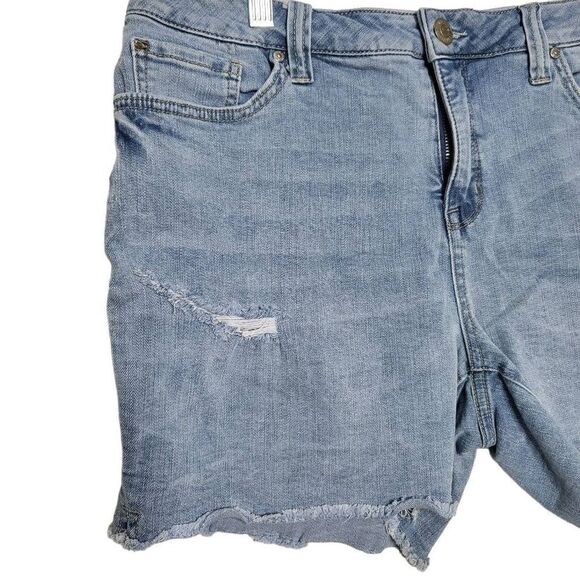 Seven7 Weekend Distressed Fringe Hem Denim Short Size 12 - Picture 3 of 10